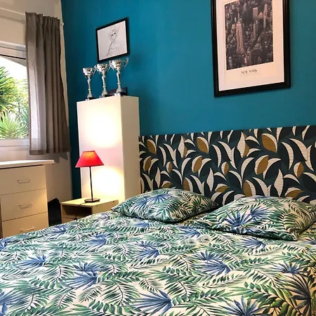 Charme Et Confort Votre Chambre Privee Avec Salle De Bain Privative Chez L'habitant Homestay