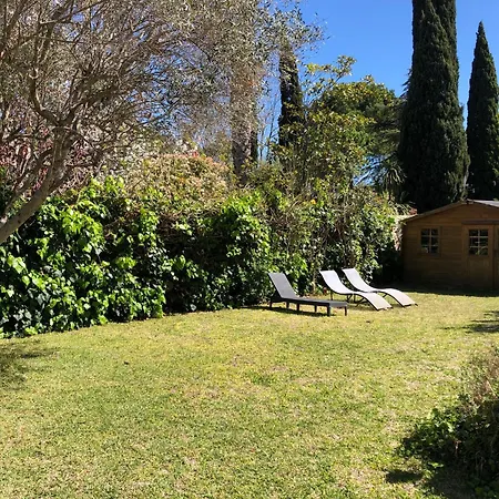 Charme Et Confort Votre Chambre Privee Avec Salle De Bain Privative Chez L'habitant Homestay *